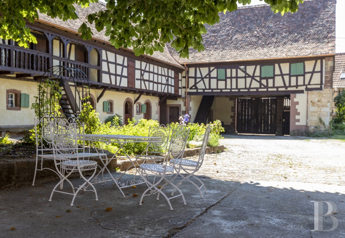 En Alsace, au nord-ouest de Strasbourg, une ancienne ferme viticole au centre de Bouxwiller - photo  n°46